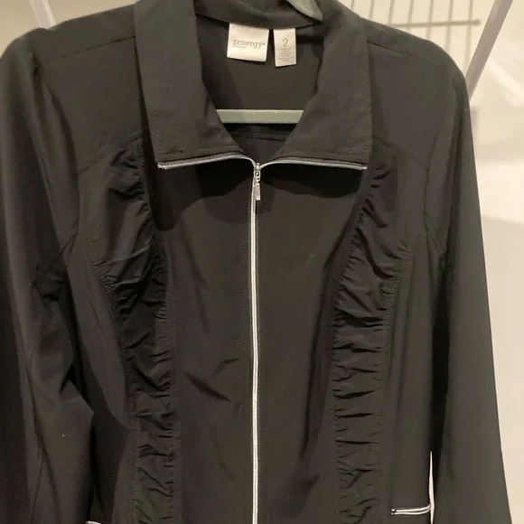 Chico’s Zenergy lightweight jacket - Picture 2 of 4